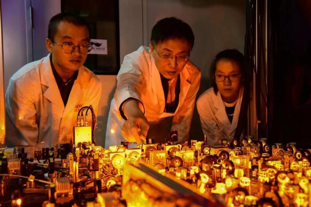 强化政治担当 续写教育新篇 为高质量发展提供基础性战略性支撑